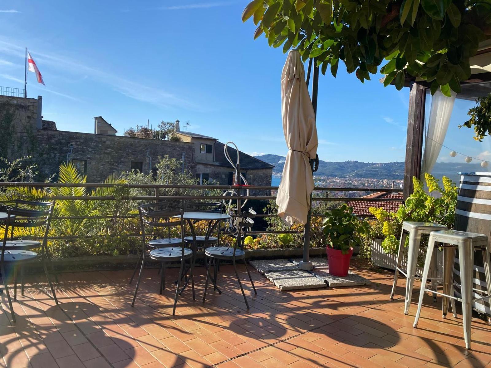 La Finestra Sul Borgo Bed & Breakfast Cervo Eksteriør bilde