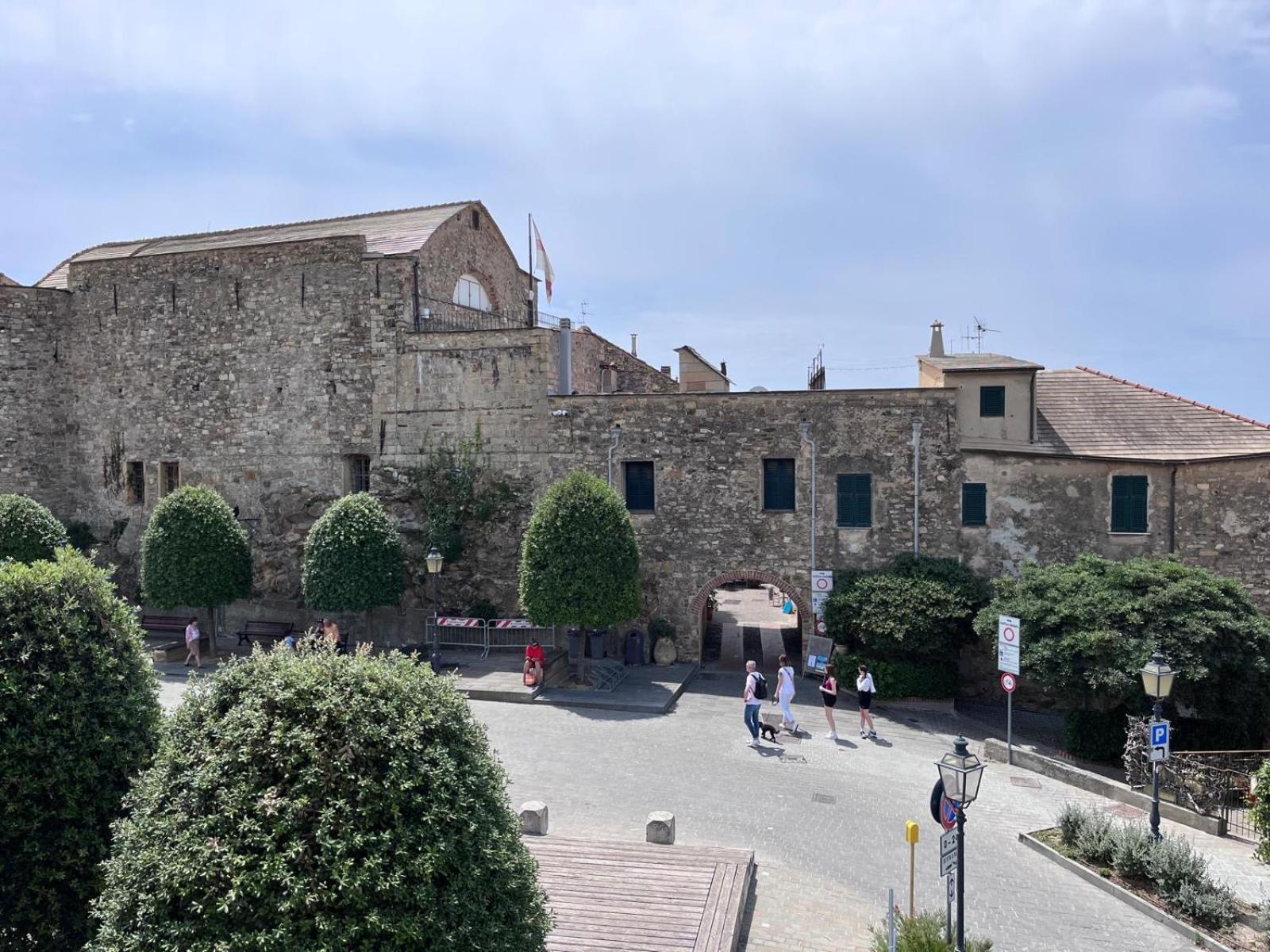 La Finestra Sul Borgo Bed & Breakfast Cervo Eksteriør bilde