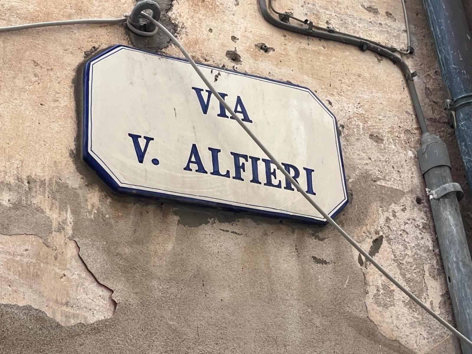 La Finestra Sul Borgo Bed & Breakfast Cervo Eksteriør bilde