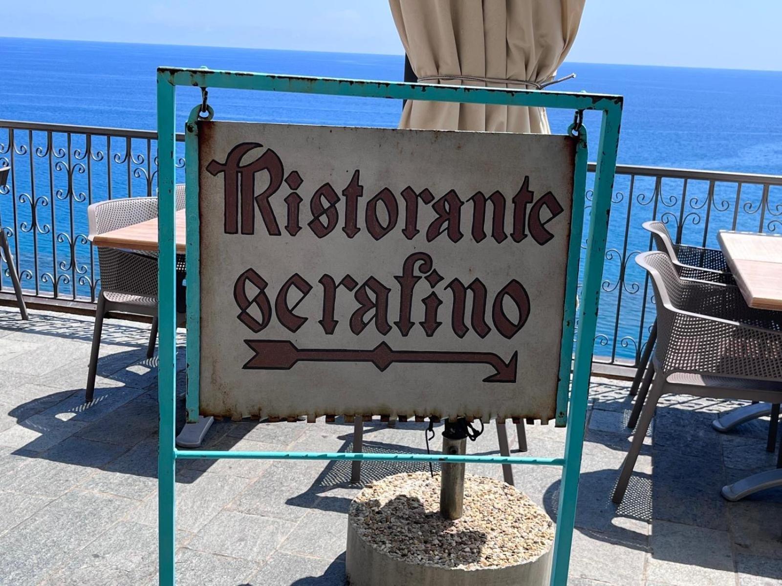 La Finestra Sul Borgo Bed & Breakfast Cervo Eksteriør bilde